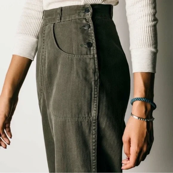Imogene + Willie olive green Liza herringbone twill utility pants women’s 28 - Picture 2 of 9